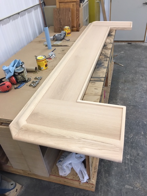 Red Oak Bar Railing BR 475 Red oak bar rail molding. - Hardwoods Incorporated
