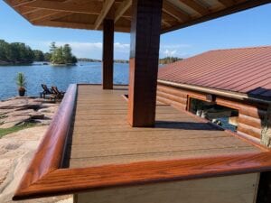 Out Door Lake Bar